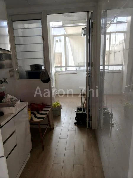 5 Bed Executive Condo for Rent in  Forestville - Image 1