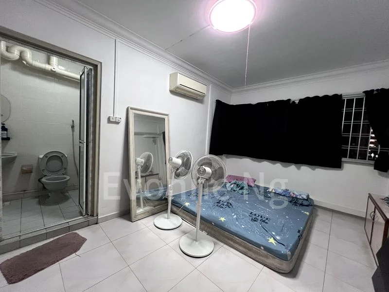 4 Room (4I) HDB for Rent in 231 Compassvale Walk - Image 7