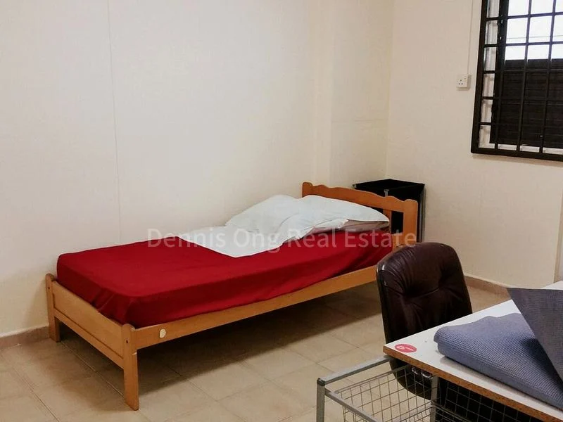 3 Room (3I) HDB for Rent in  131 Marsiling Rise - Image 4