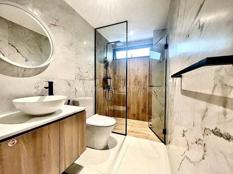 4 Bed Terraced House (Landed) for Sale in  Jalan Hari Raya - Image 16