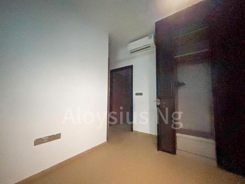 2 Bed Condo for Rent in  Newport Residences / Newport Tower - Image 6