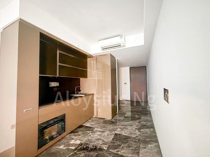 2 Bed Condo for Rent in  Newport Residences / Newport Tower - Image 4