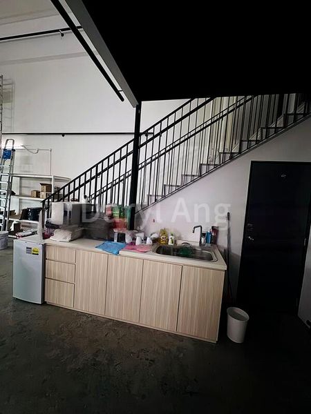 Light Industrial (B1) for Rent: Primax - 1,200 Sq Ft, Industrial Unit on St. Andrews Way, St. Helens - Image 3