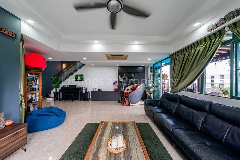 4 Bed Executive Condo for Sale in Summerdale - Image 1