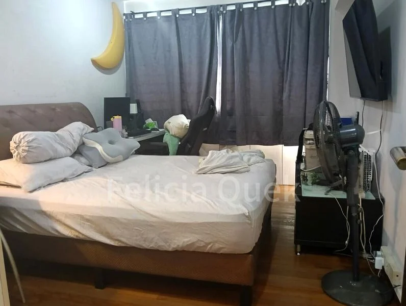 5 Room (5I) HDB for Sale in  454 Fajar Road - Image 4