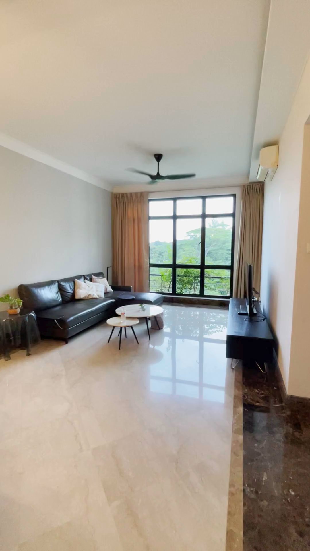 2 Bed Condo for Rent in  The Sterling - Image 7