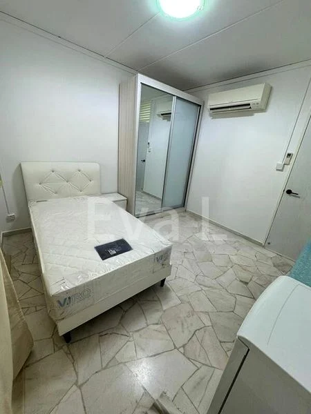 Common Room (HDB) for Rent in  166 Hougang Avenue 1 - Image 1