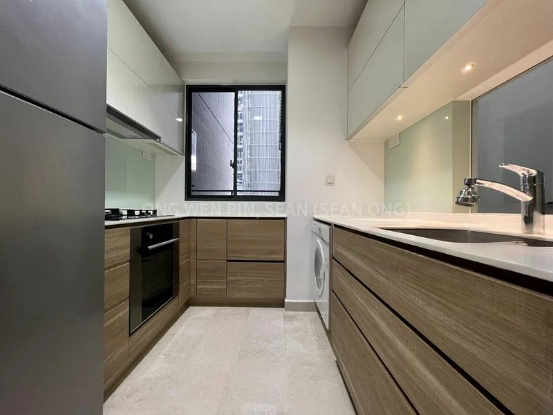 Common Room (Condo) for Rent in  Alex Residences - Image 4