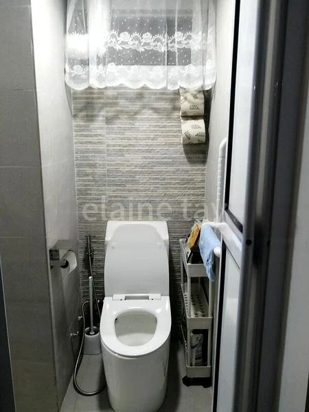 Common Room (HDB) for Rent in  33 Marine Crescent - Image 6