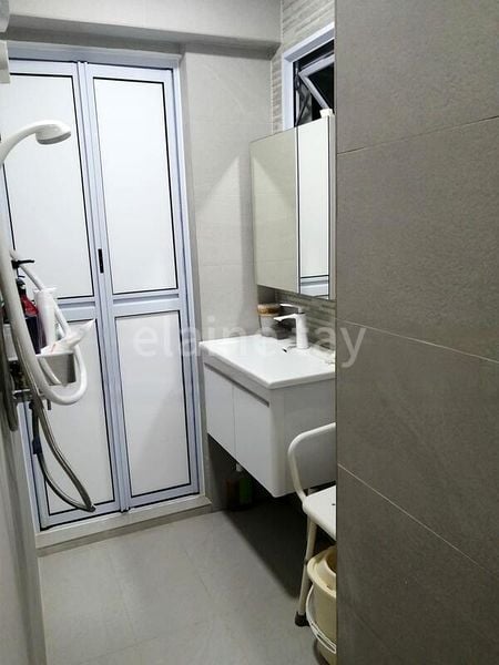 Common Room (HDB) for Rent in  33 Marine Crescent - Image 5