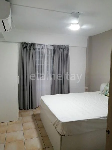 Common Room (HDB) for Rent in  33 Marine Crescent - Image 2