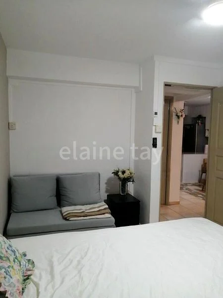 Common Room (HDB) for Rent in  33 Marine Crescent - Image 3