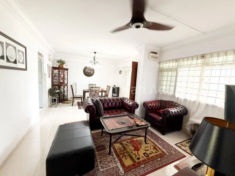 4 Room (4A) HDB for Sale in  617 Woodlands Avenue 4 - Image 2