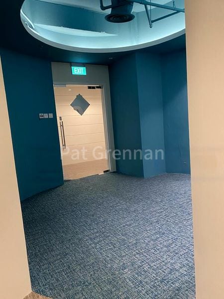 Office for Sale: International Plaza - Image 14