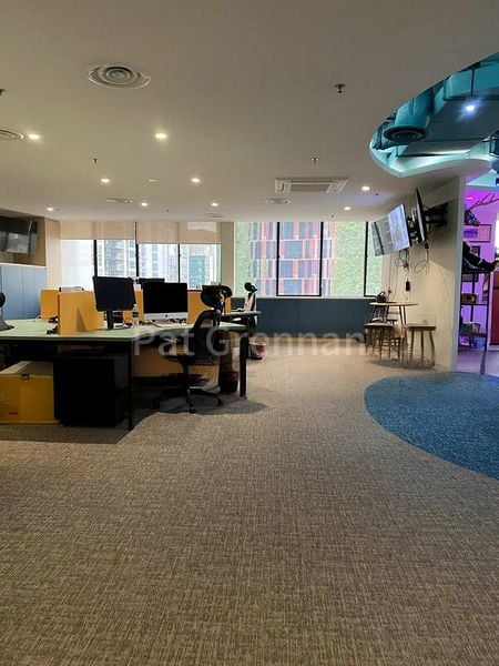 Office for Sale: International Plaza - Image 13