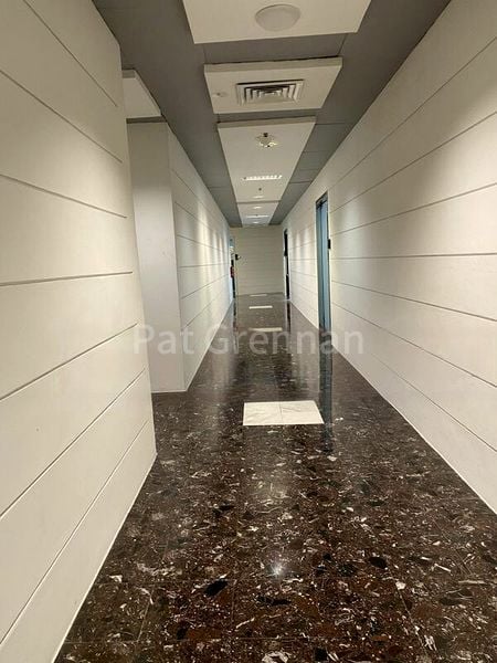 Office for Sale: International Plaza - Image 10