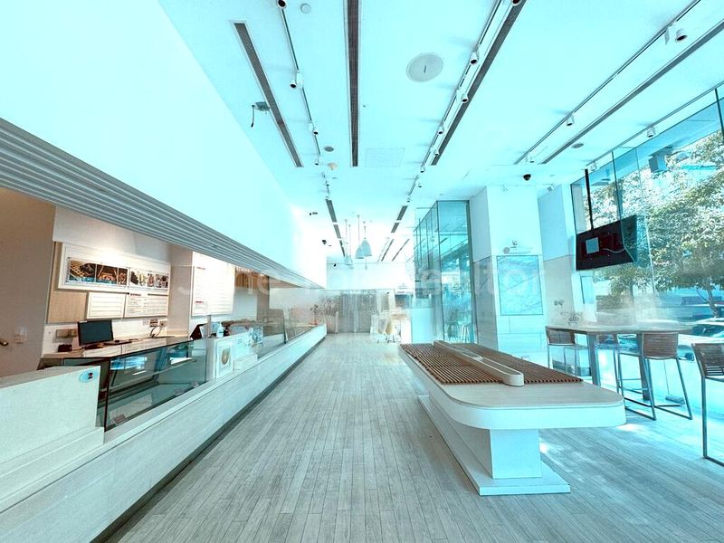 Food & Beverage for Rent: Queen Street - Image 5