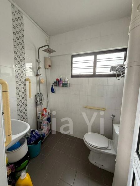 3 Room (3A) HDB for Sale in  167 Bukit Batok West Avenue 8 - Image 12