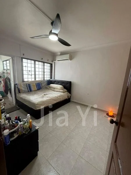 3 Room (3A) HDB for Sale in  167 Bukit Batok West Avenue 8 - Image 7