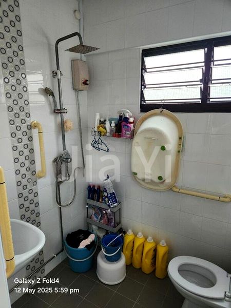 3 Room (3A) HDB for Sale in  167 Bukit Batok West Avenue 8 - Image 8