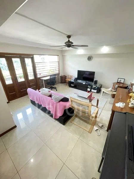 Executive HDB for Rent in  102 Rivervale Walk - Image 3