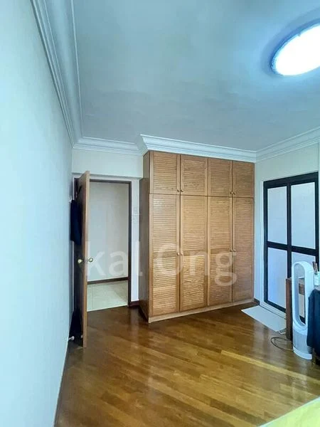 Executive HDB for Rent in  102 Rivervale Walk - Image 4