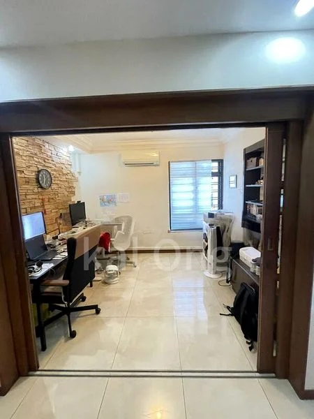 Executive HDB for Rent in  102 Rivervale Walk - Image 2