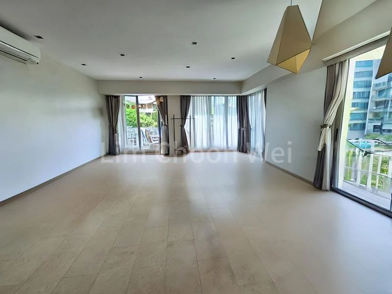 4 Bed Condo for Sale in  The Serenade @ Holland - Image 1