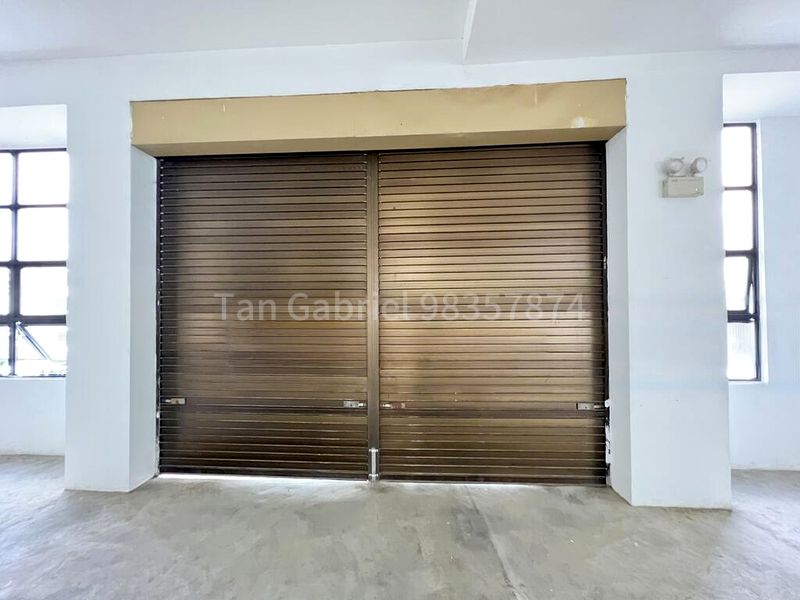 Factory / Workshop (B2) for Rent: 4.5m Ceiling I 6 Loading Bays I 3x3 Tonnes Cargo Lifts I Carpentry Shop - Image 4