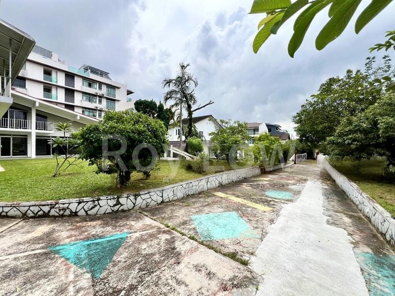 6 Bed Bungalow (Landed) for Sale in  Hillside Drive - Image 5