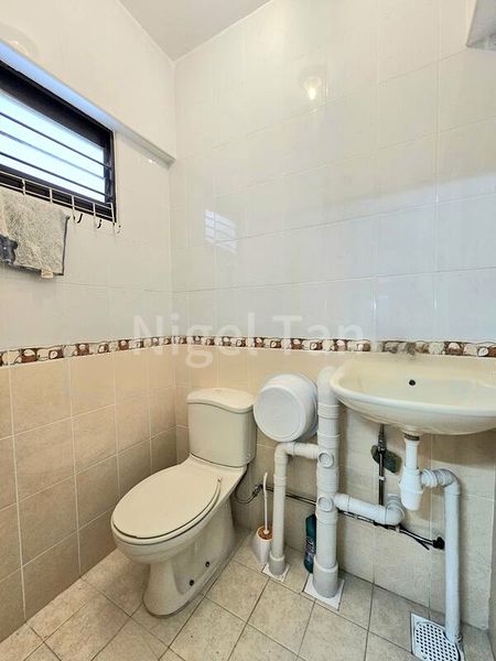 3 Room (3NG) HDB for Sale in  212 Ang Mo Kio Avenue 3 - Image 8