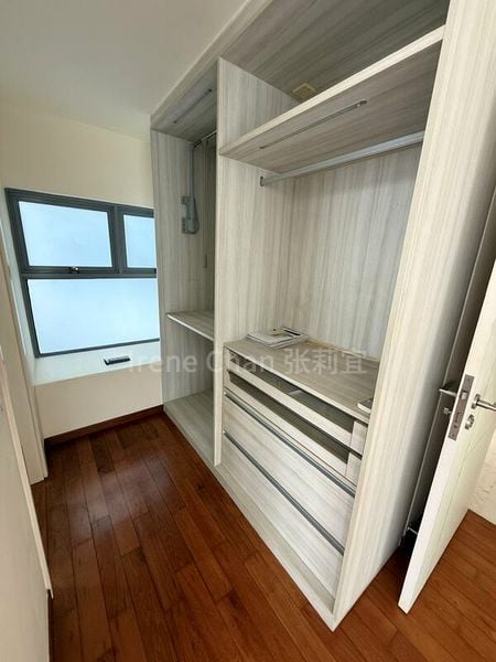 3 Bed Condo for Rent in  Lincoln Suites - Image 4