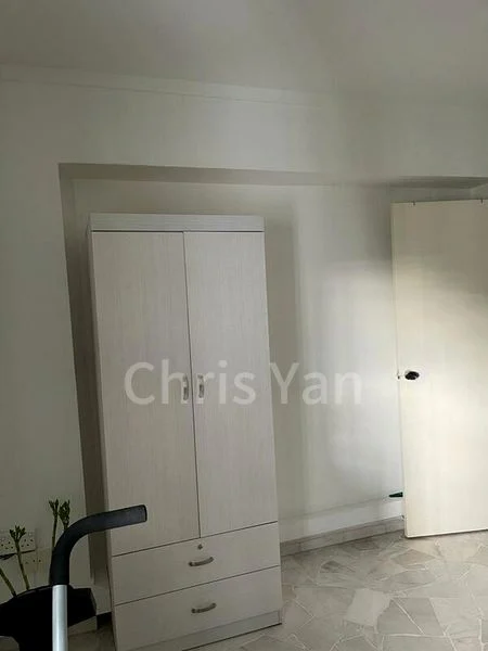 Common Room (HDB) for Rent in  570 Hougang Street 51 - Image 2