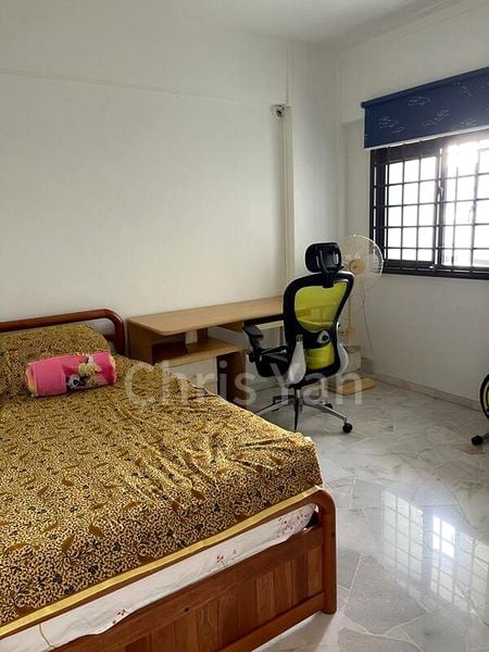 Common Room (HDB) for Rent in  570 Hougang Street 51 - Image 1