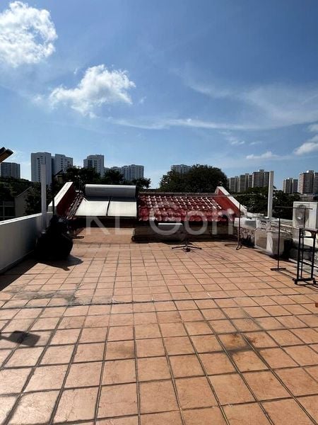 Shop / Shophouse for Sale: Ground Floor Freehold Shop House on East Coast - Image 4