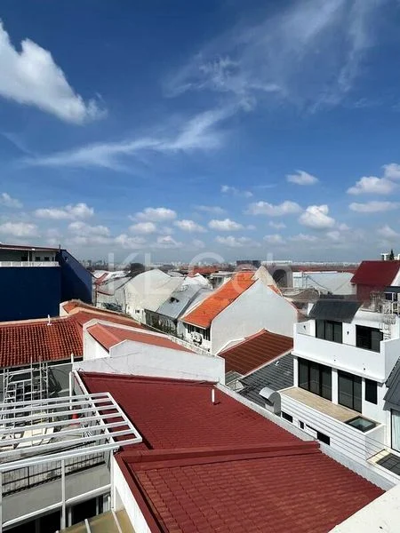 Shop / Shophouse for Sale: Ground Floor Freehold Shop House on East Coast - Image 13