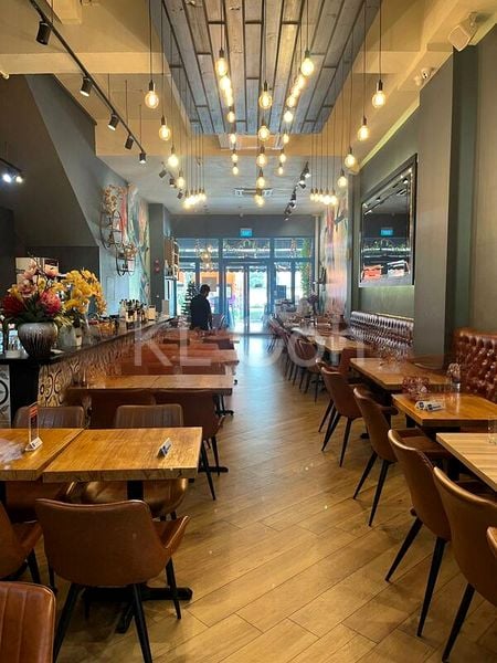 Shop / Shophouse for Sale: Ground Floor Freehold Shop House on East Coast - Image 8