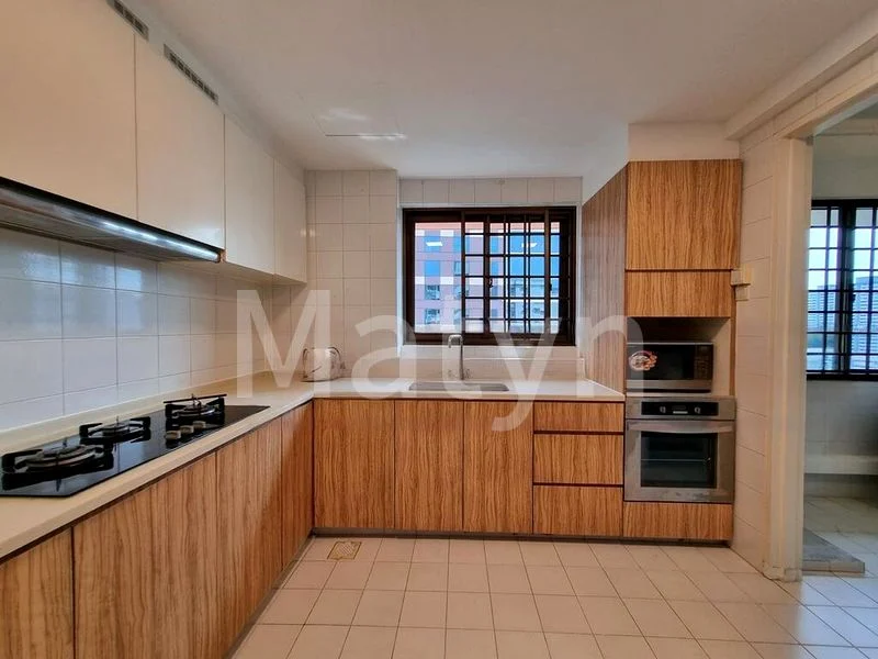 3 Bed Condo for Rent in  Parkway View - Image 6