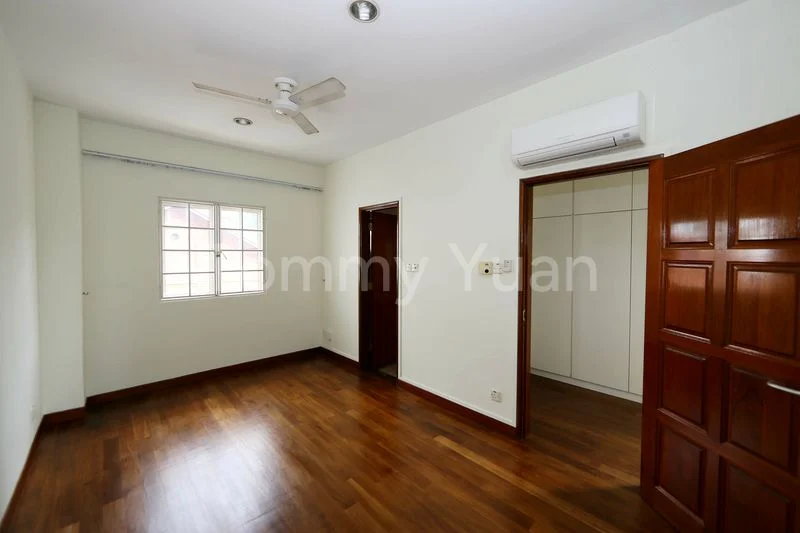 6 Bed Corner Terrace (Landed) for Rent in  Dunman Lane - Image 4