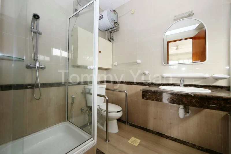 6 Bed Corner Terrace (Landed) for Rent in  Dunman Lane - Image 10