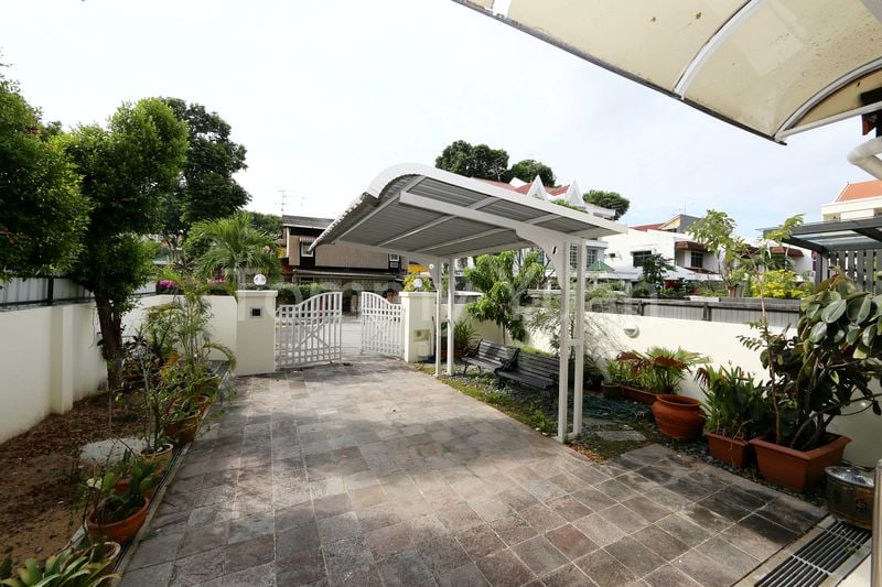 6 Bed Corner Terrace (Landed) for Rent in  Dunman Lane - Image 12