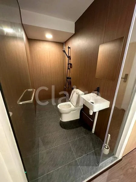 Master Room (Condo) for Rent in  Little India Conservation Area - Image 19