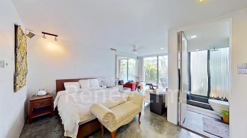 Master Room (Landed) for Rent in  Faber Hills - Image 1