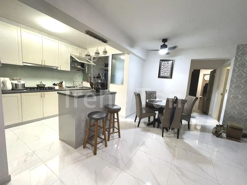 5 Room (5I) HDB for Sale in  442A Bukit Batok West Avenue 8 - Image 3