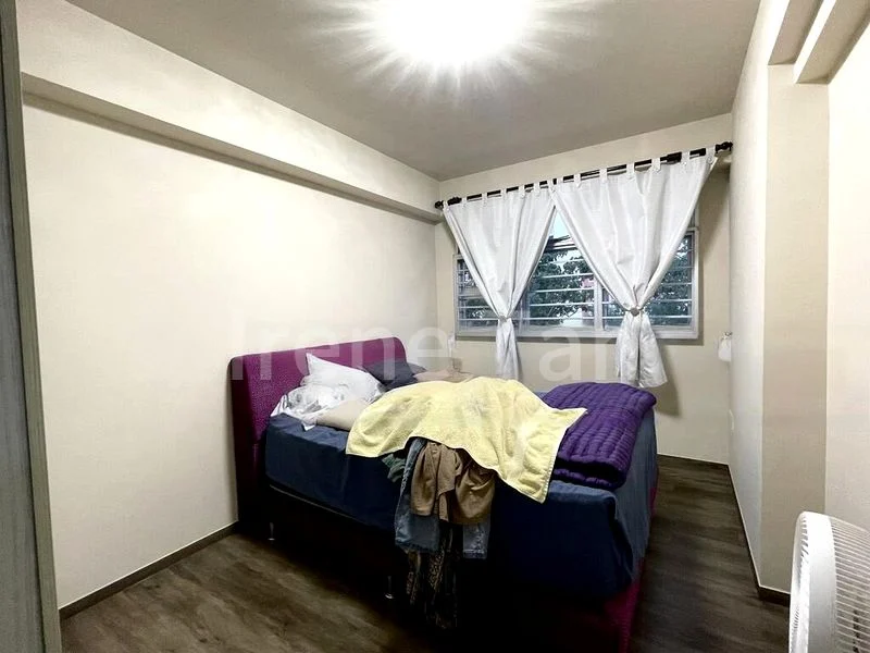 5 Room (5I) HDB for Sale in  442A Bukit Batok West Avenue 8 - Image 6