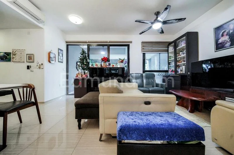 4 Bed Executive Condo for Sale in  Lush Acres - Image 3