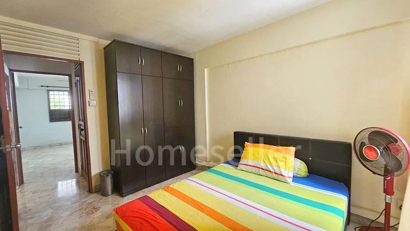 3 Room (3NG) HDB for Sale in 146 Bukit Batok West Avenue 6 - Image 3