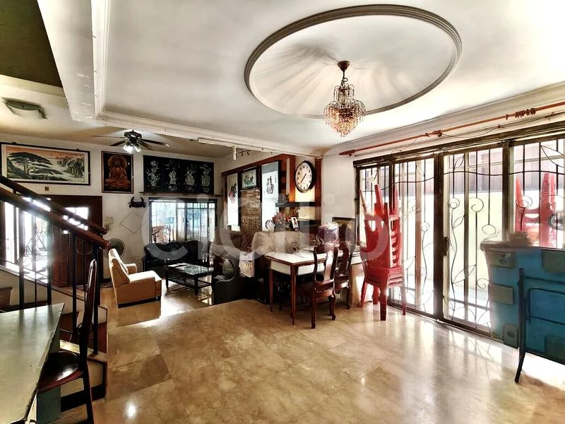 5 Bed Terraced House (Landed) for Sale in  Jalan Bukit Merah - Image 2