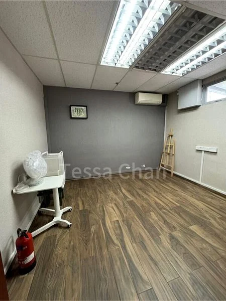 Light Industrial (B1) for Sale: First Centre - Image 2