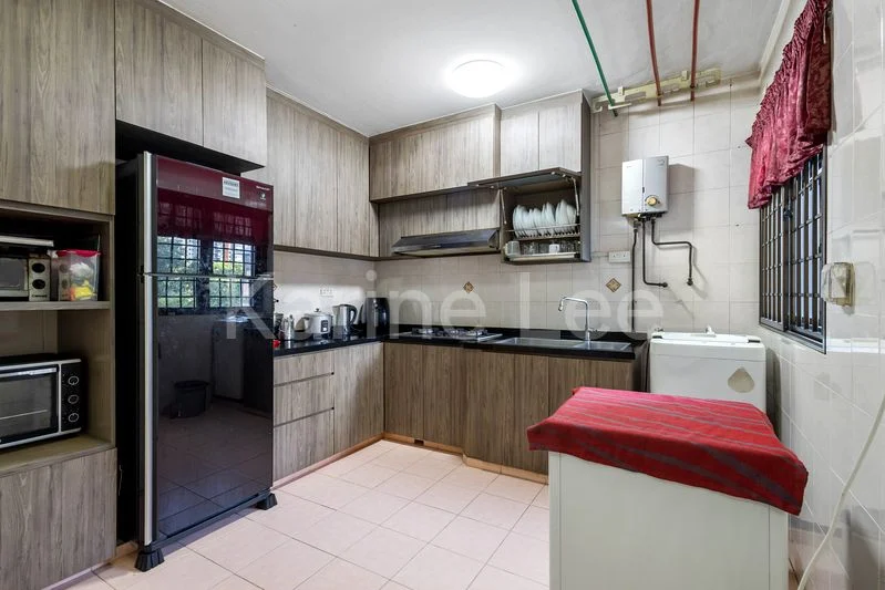 4 Room (4A) HDB for Sale in 462 Clementi Avenue 3 - Image 8